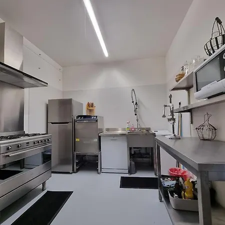 Dans Oliveraie Tres Beau 11 Pers * Perpignan